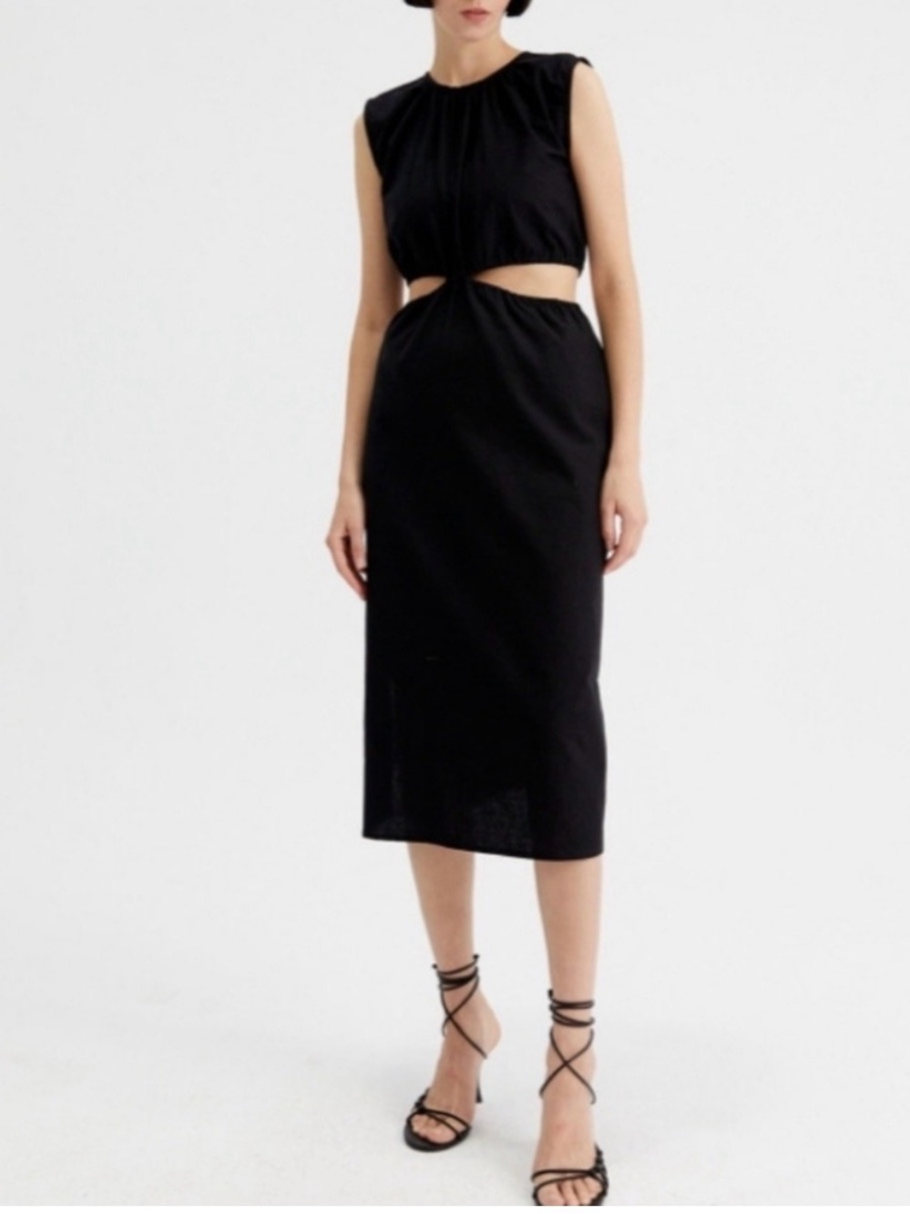 Compañia Fantastica— NWT: Black Cutout Midi Dress Size: XS